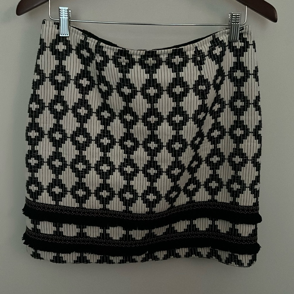 Tweed mini skirt
